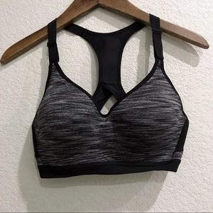 Victoria's Secret Intimates & Sleepwear - Incredible Lightweight Max by Victoria Sport Bra Victoria's Secret Intimates & Sleepwear - Incredible Lightweight Max by Victoria Sport Bra